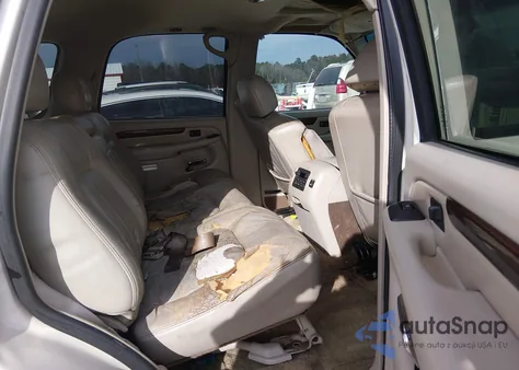 2003 Cadillac Escalade Standard from USA, damaged, VIN 1GYEC63T53R169317